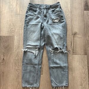 American Eagle Outfitters High Rise Distressed Mom Jeans - Gray